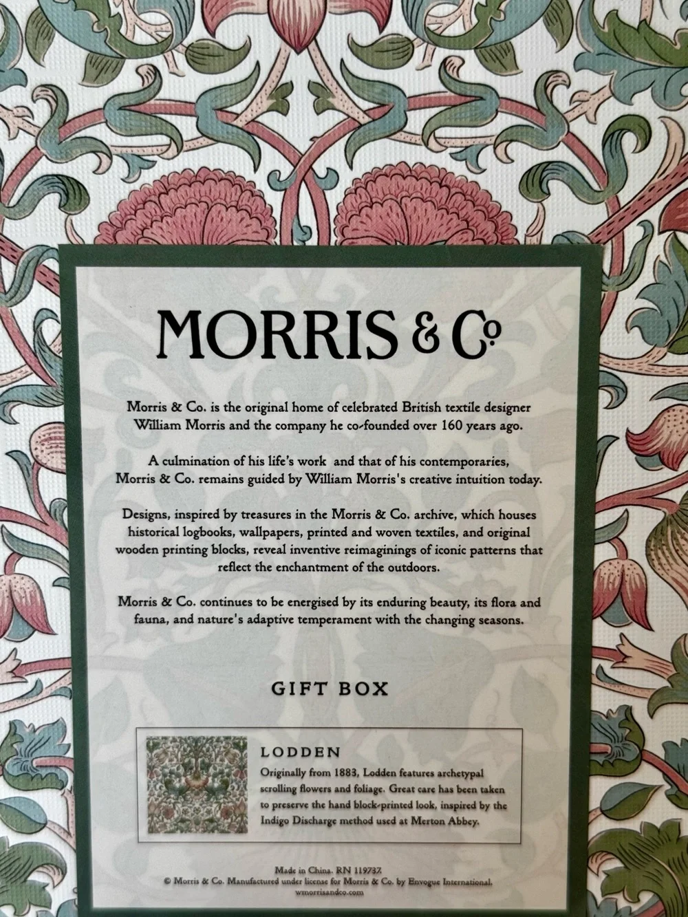 Set of 3 Round William Morris Storage Boxes